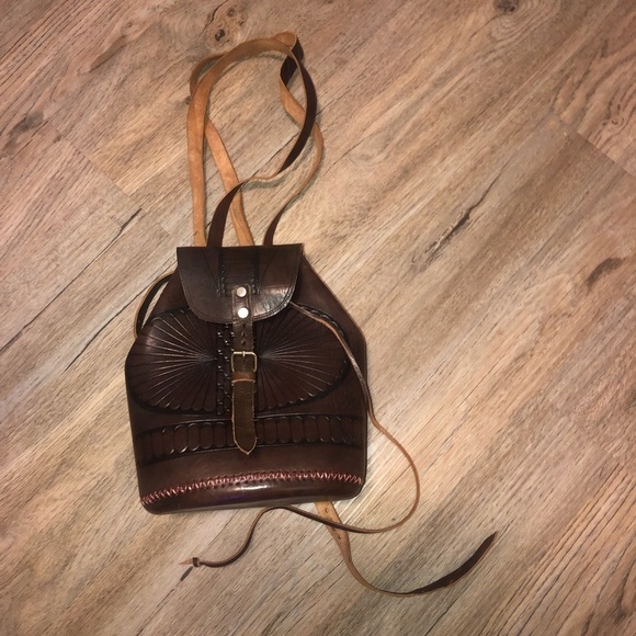 VTG Leather Mini BackPack Buckles Long Straps Tooled Starburst Pattern - Picture 3 of 9